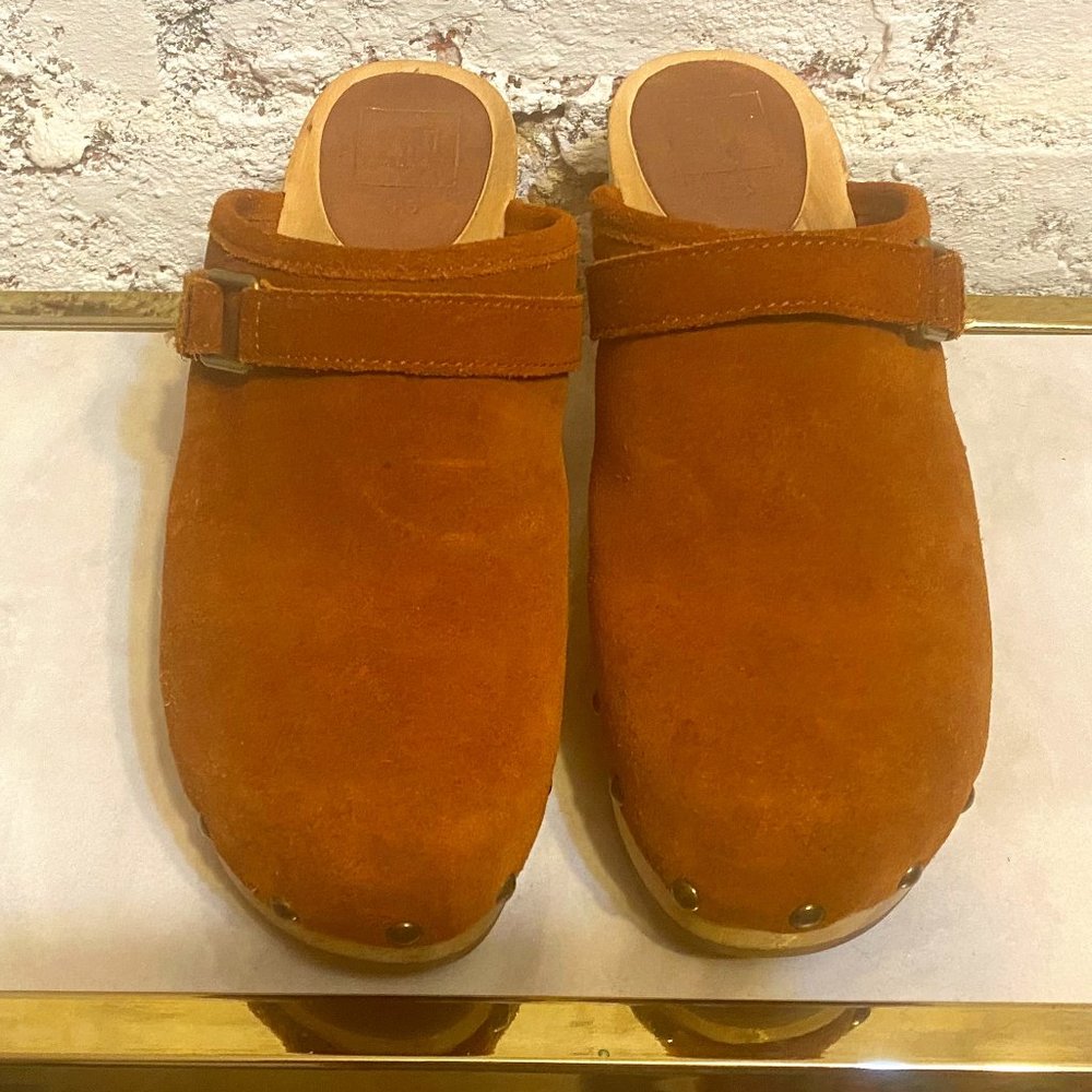 Gap clogs